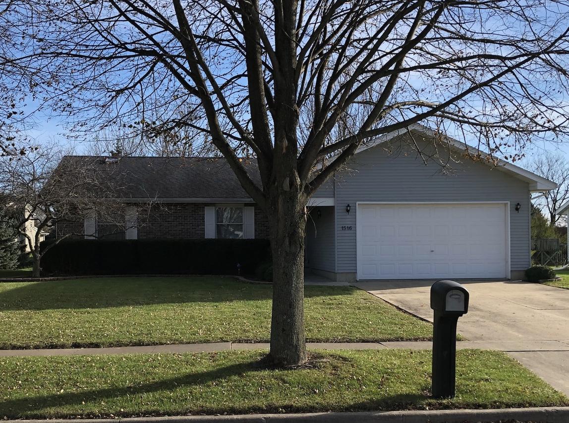 1516 Larson St., Sycamore, IL 60178