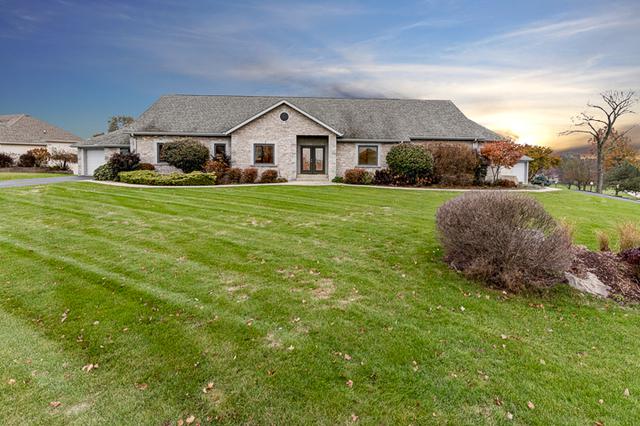 7321 Skyview Tr., Roscoe, IL 61073