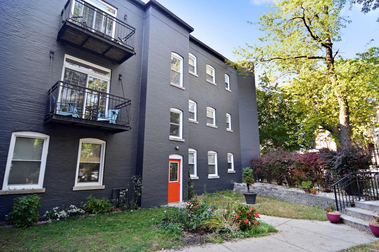 2466 N Albany Ave. #2, Chicago, IL 60647