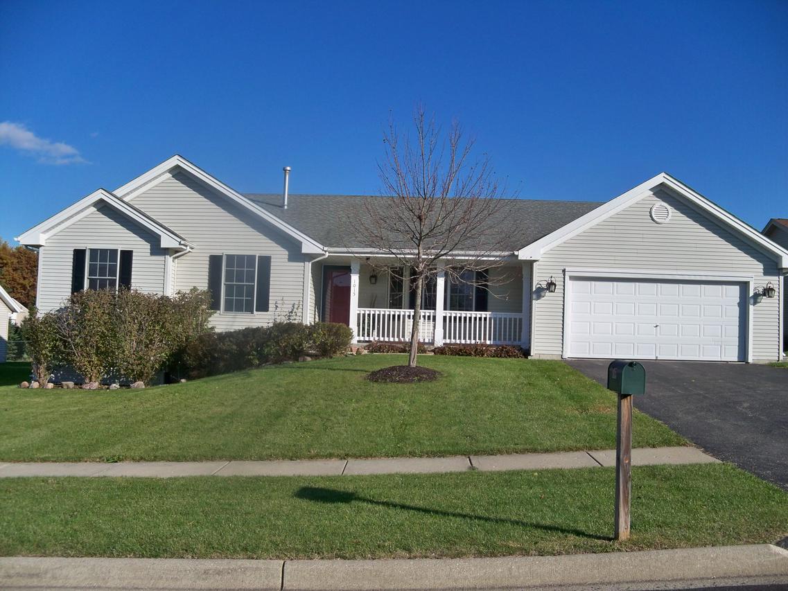 1015 Old Hunter Run, Byron, IL 61010