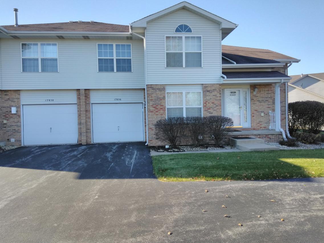 17856 Park View Dr., Country Club Hills, IL 60478