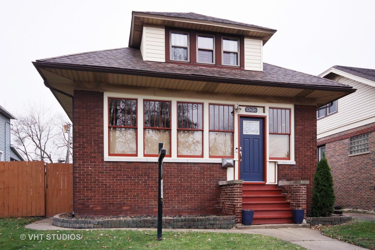 12626 Highland Ave., Blue Island, IL 60406