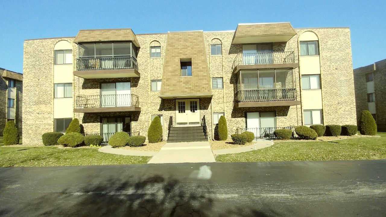 4955 134th Pl. #2D, Crestwood, IL 60418
