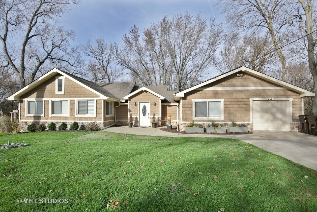 26817 N Kane Dr., Wauconda, IL 60084