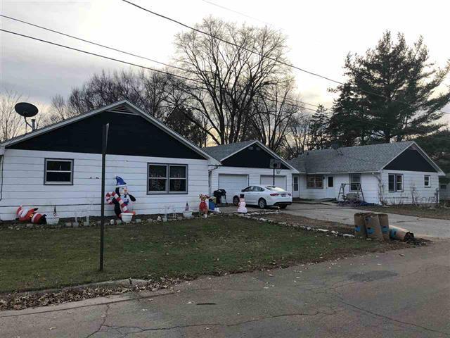 801 Adams St., Oregon, IL 61061