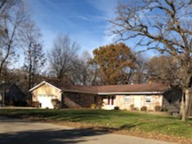 737 N Santa Fe Dr., Freeport, IL 61032