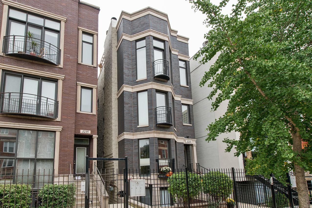 1233 N Cleaver St. #2, Chicago, IL 60642