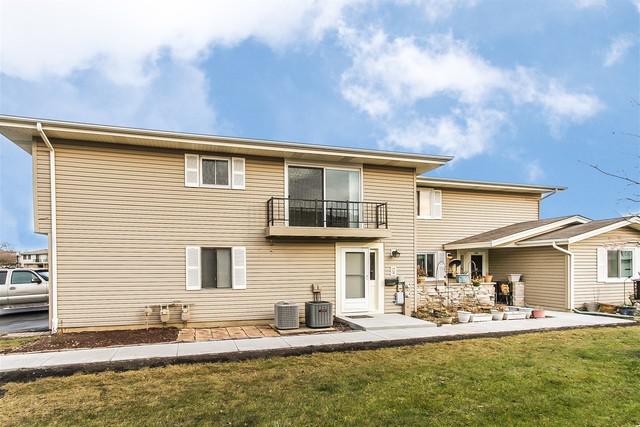 1045 Tobey Ct., Schaumburg, IL 60194