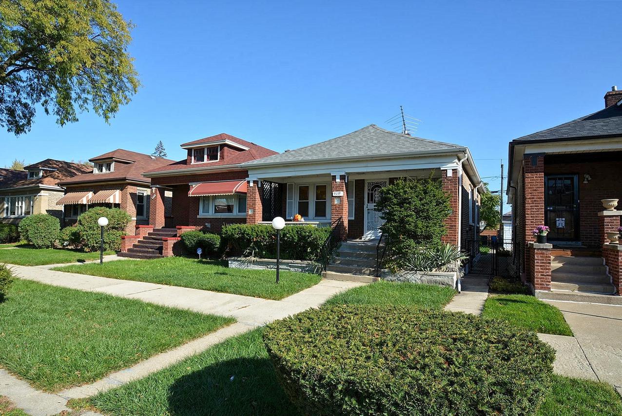 9339 S Eberhart Ave., Chicago, IL 60619