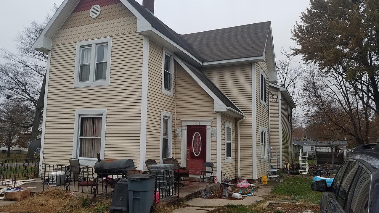 106 S A St., La Harpe, IL 61450