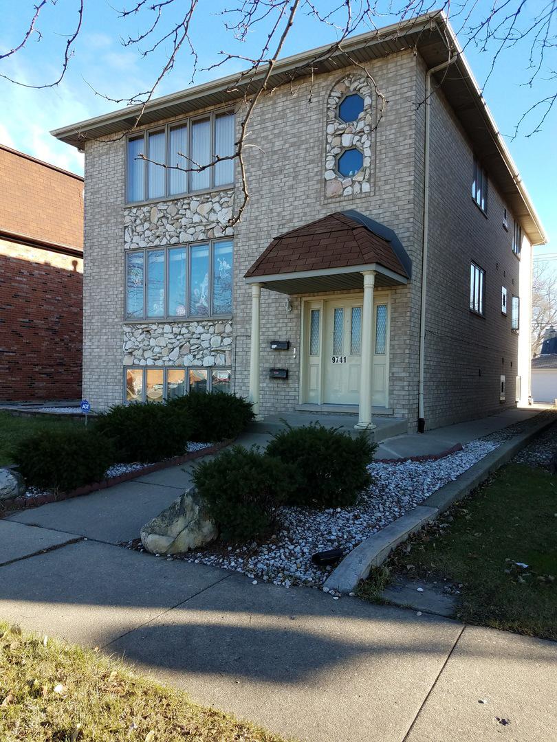 9741 Ridgeland Ave., Oak Lawn, IL 60453