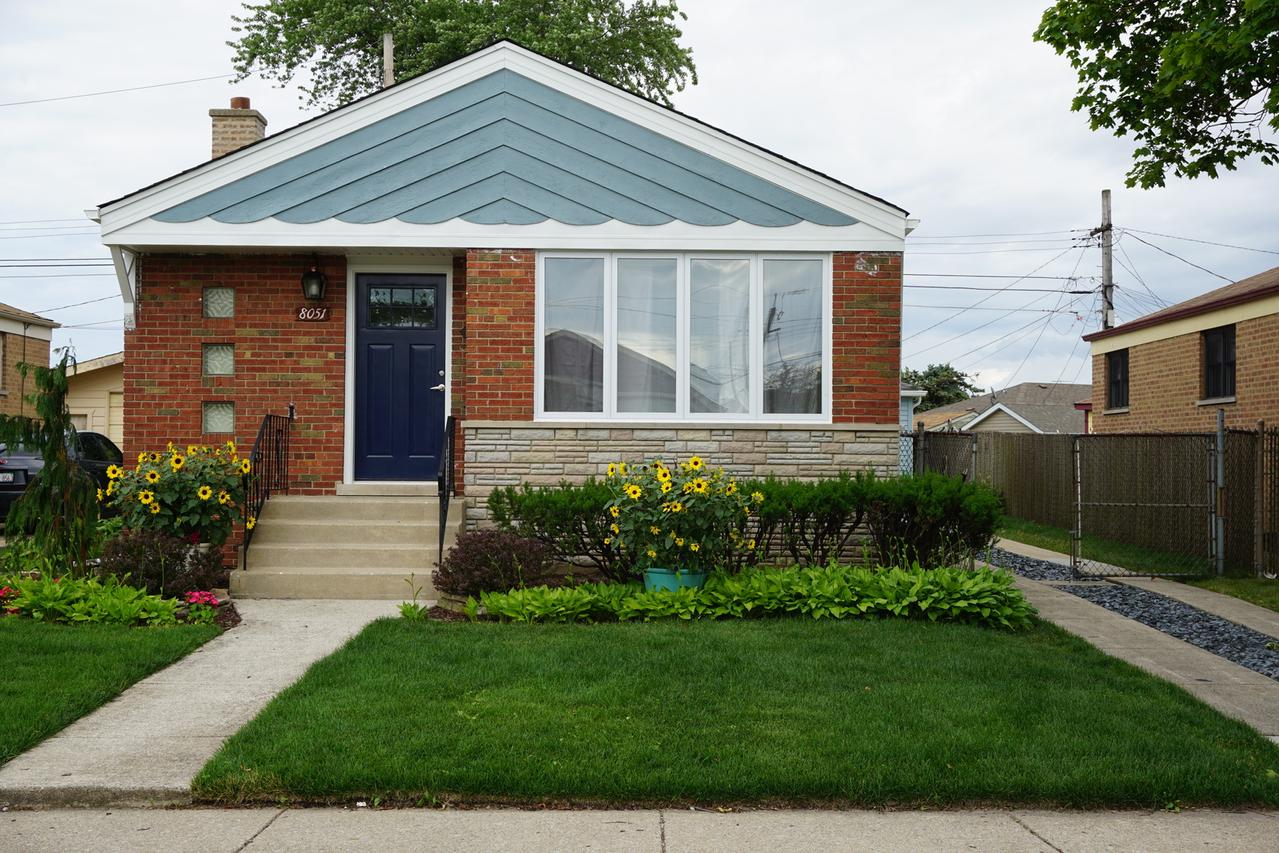 8051 S Kolin Ave., Chicago, IL 60652