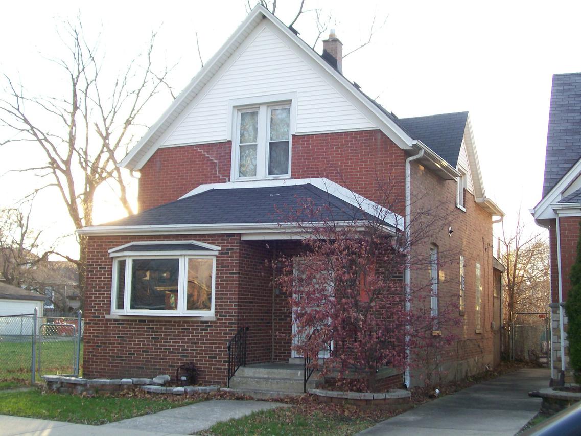 8834 S Paulina St., Chicago, IL 60620