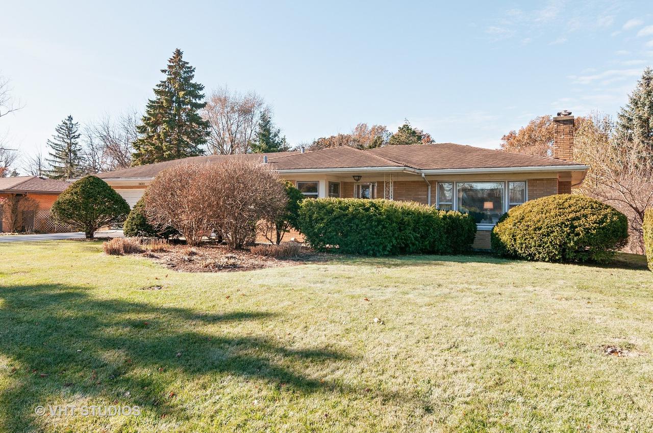 N360 Herrick Dr., Wheaton, IL 60187