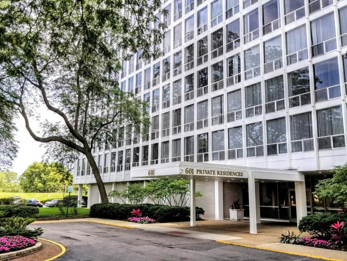 601 E 32nd St. #1105, Chicago, IL 60616