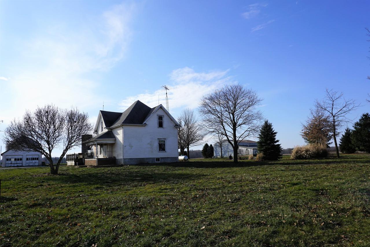 5754 N 1270 East Rd., Georgetown, IL 61846