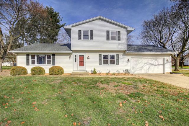 706 E Douglas St., St. Joseph, IL 61873