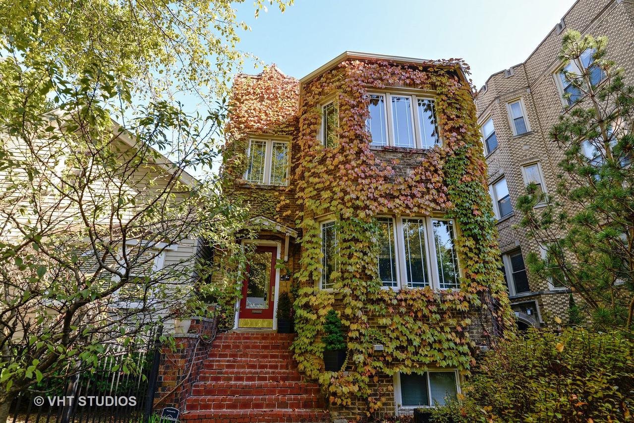 4809 N Hermitage Ave., Chicago, IL 60640