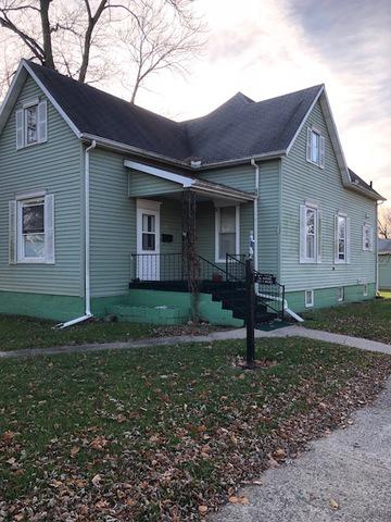 202 S Walnut St., Villa Grove, IL 61956
