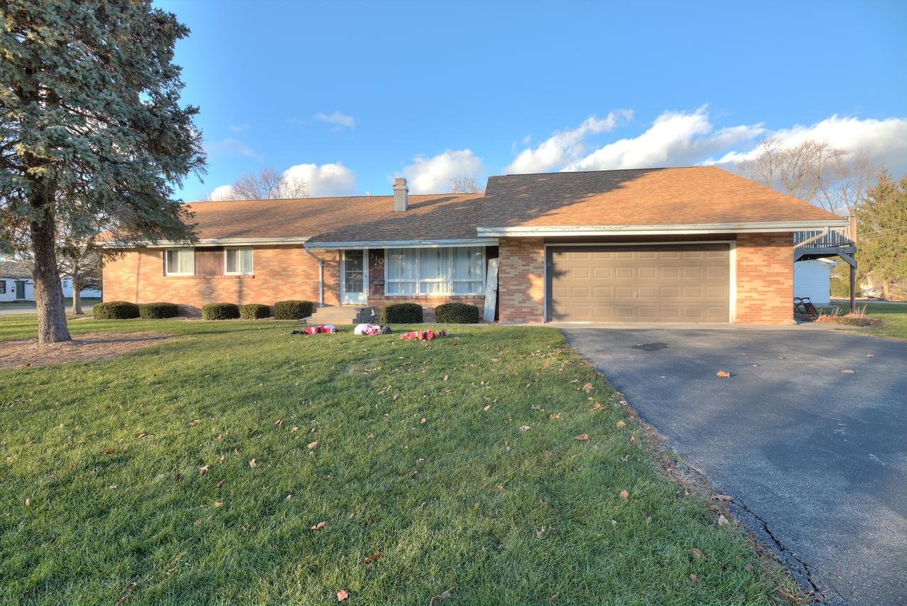 310 E 3rd St., Gibson City, IL 60936