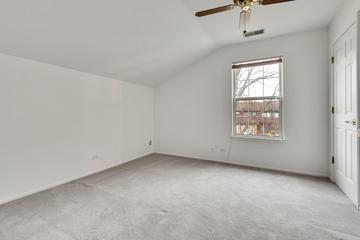 1236 Churchill Ct., Buffalo Grove, IL 60089