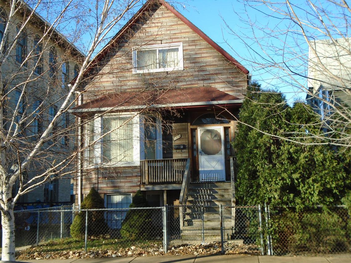 3326 N Whipple St., Chicago, IL 60618