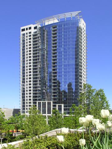 201 N Westshore Dr. #2105, Chicago, IL 60601