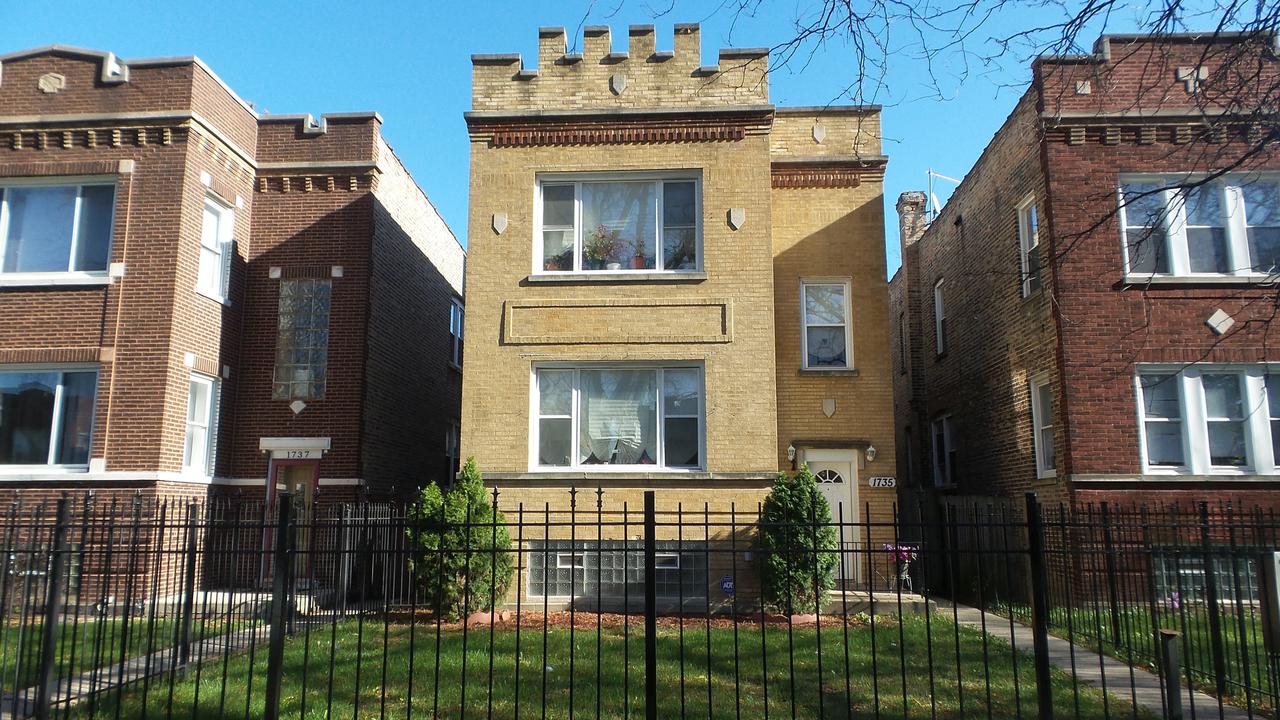 1735 N Luna Ave., Chicago, IL 60639