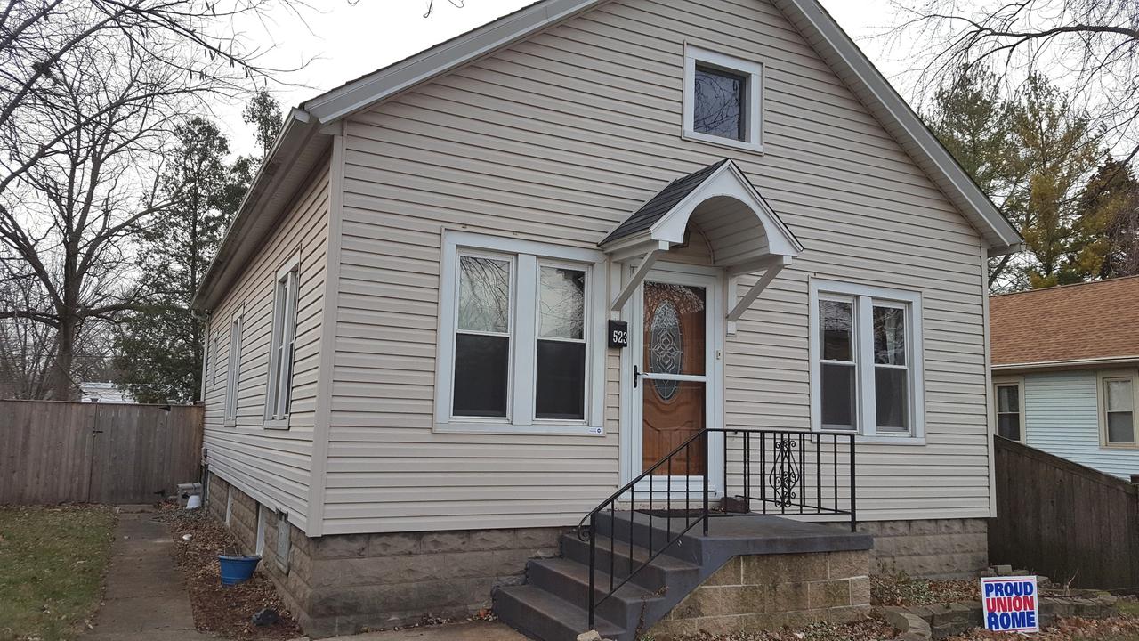 523 Walsh Ave., Joliet, IL 60435