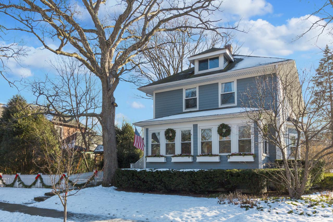 2033 Birchwood Ave., Wilmette, IL 60091