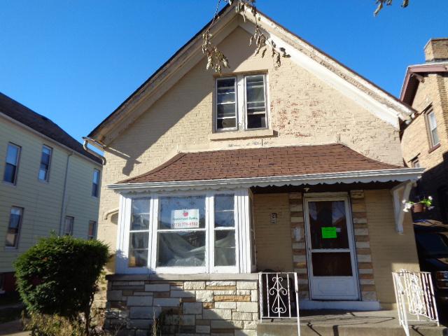 8618 S Wood St., Chicago, IL 60620