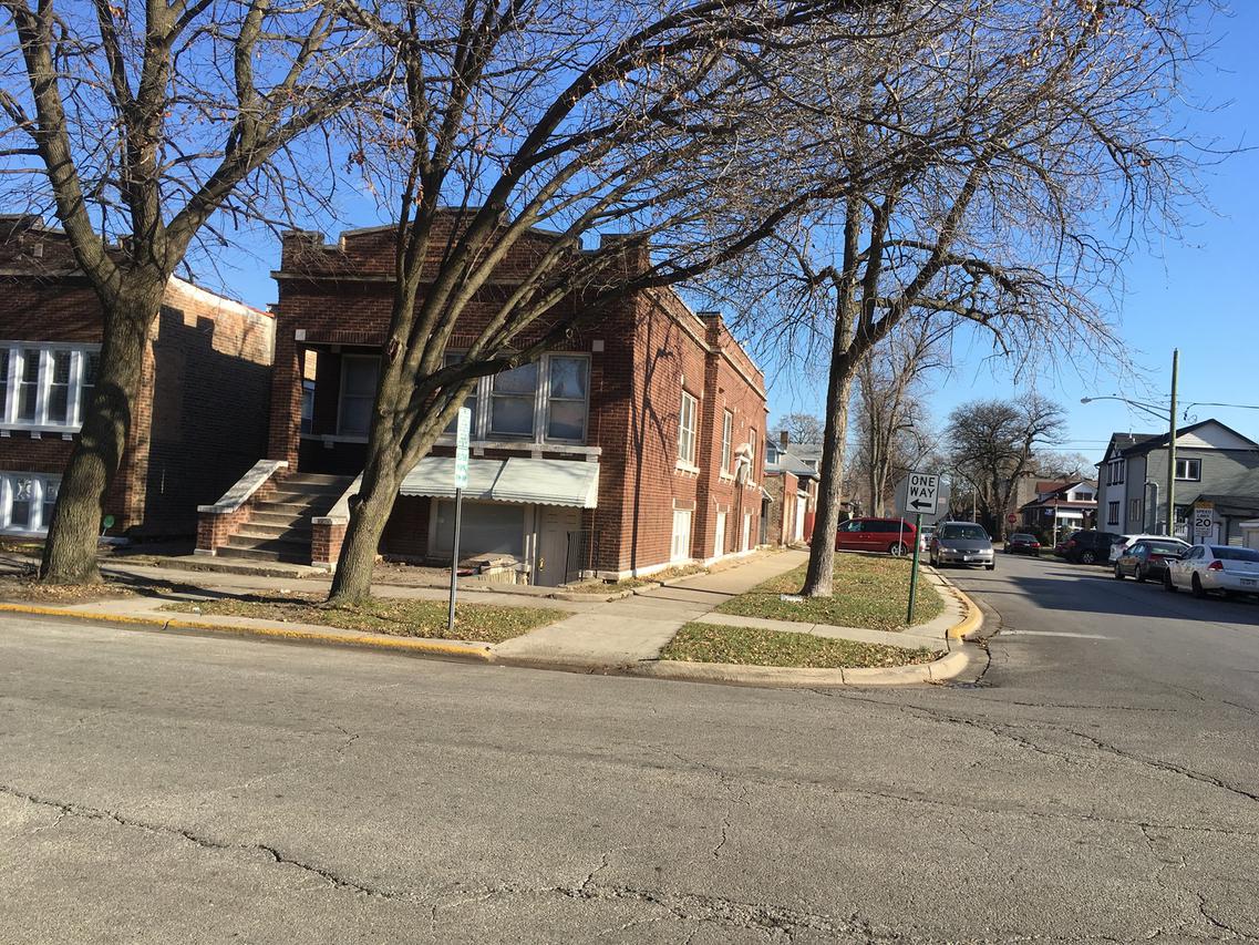2345 Cuyler Ave., Berwyn, IL 60402