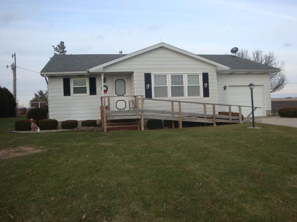 1534 E 1130 North Rd., Milford, IL 60953