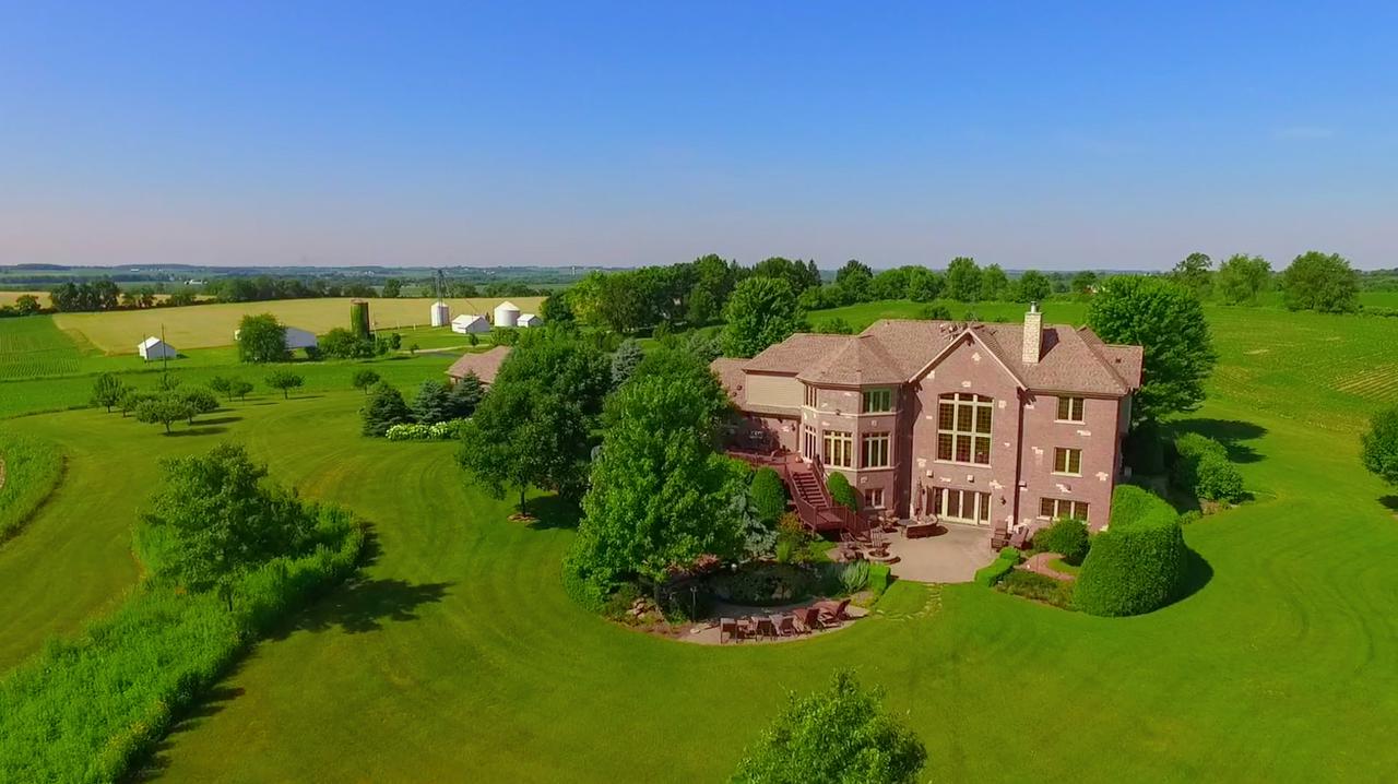 12999 Tallakson, Durand, IL 61024