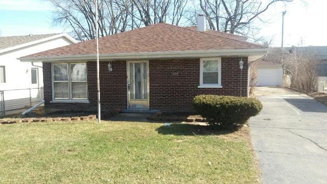 15205 Lacrosse Ave., Oak Forest, IL 60452