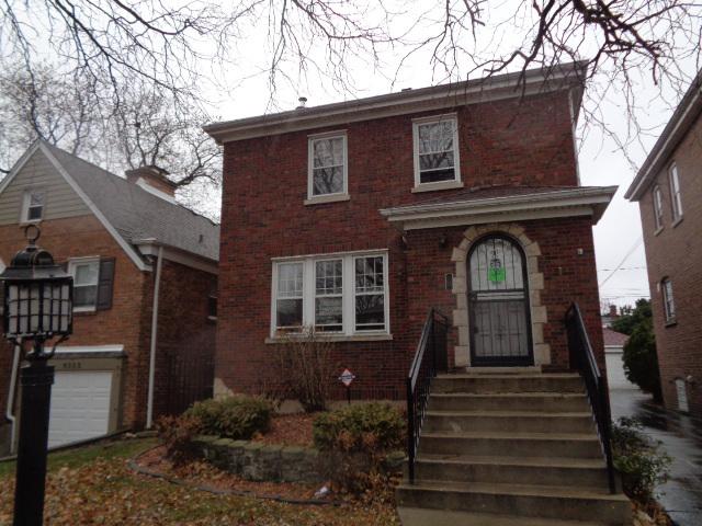 9327 S Claremont Ave., Chicago, IL 60643