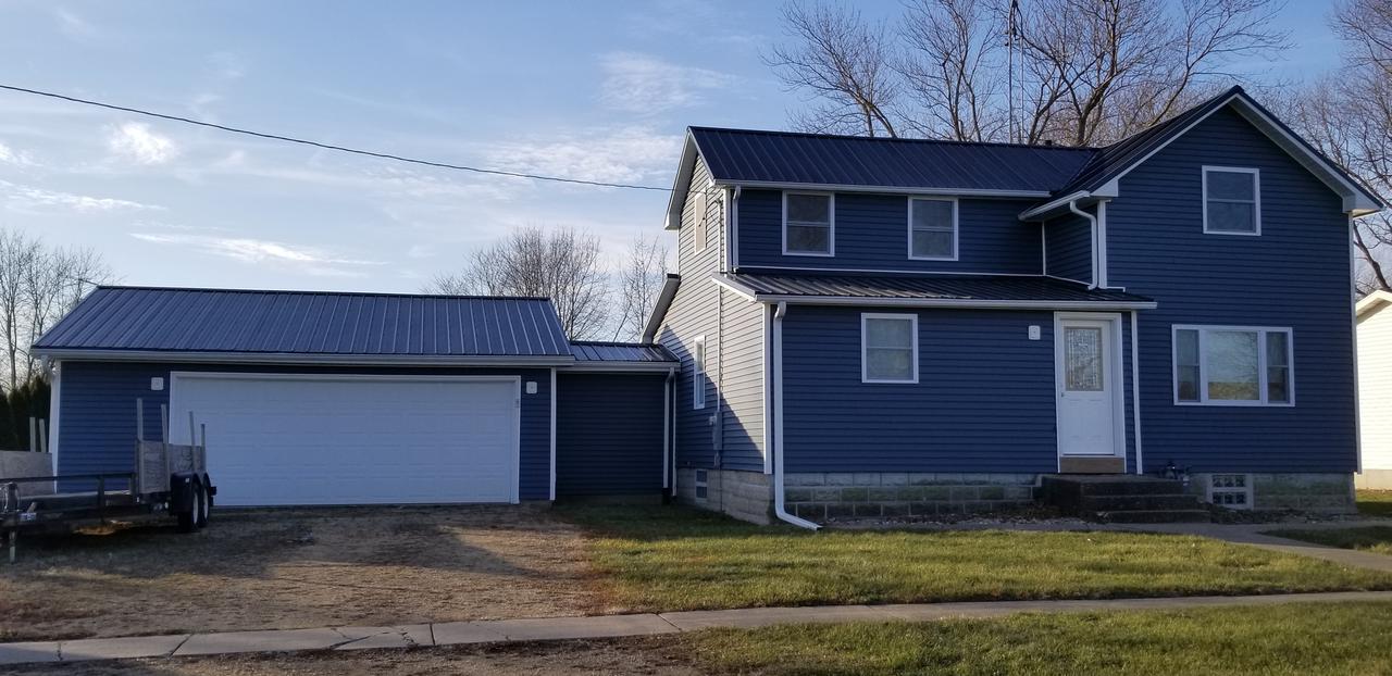 220 N East Ave., Amboy, IL 61310