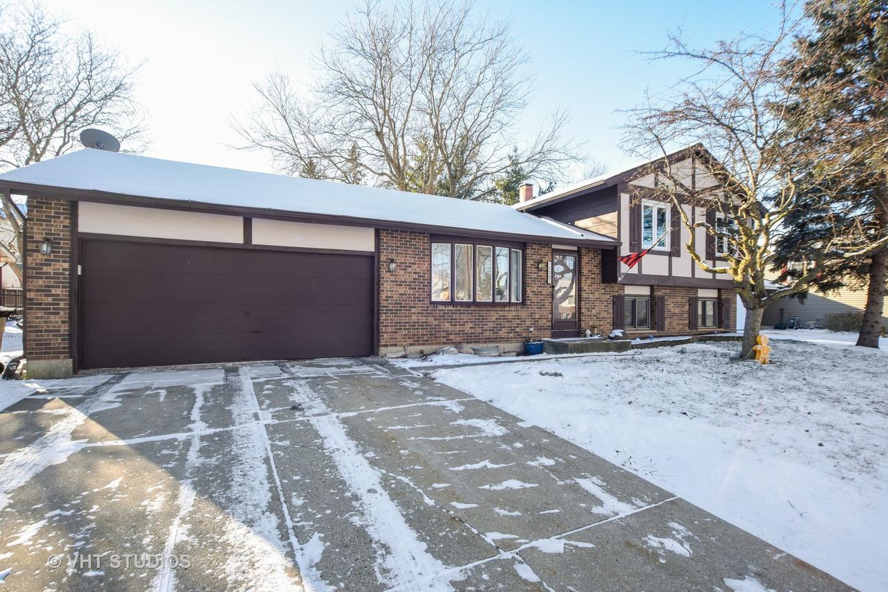 5307 Abbey Dr., Mchenry, IL 60050