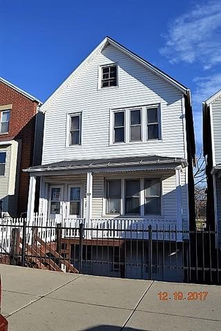 8909 S Houston Ave., Chicago, IL 60617