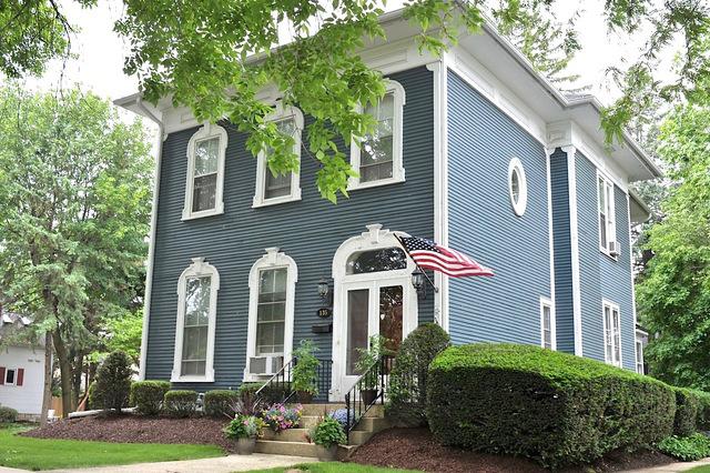 133 N Brainard St., Naperville, IL 60540