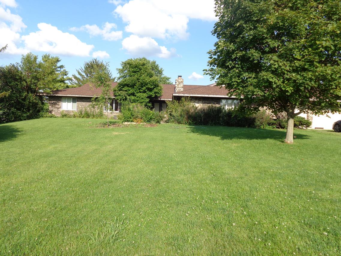 24949 S Center Rd., Frankfort, IL 60423
