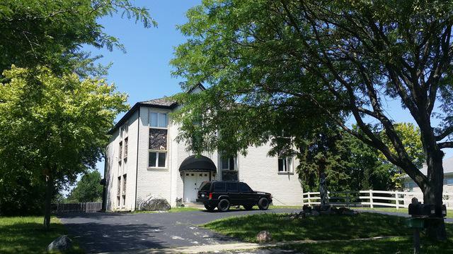 372 Alta Dr., Grayslake, IL 60030