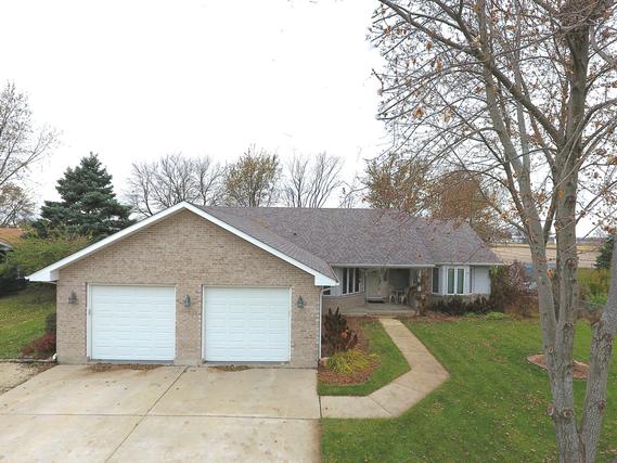23154 S Malibu Dr., Manhattan, IL 60442