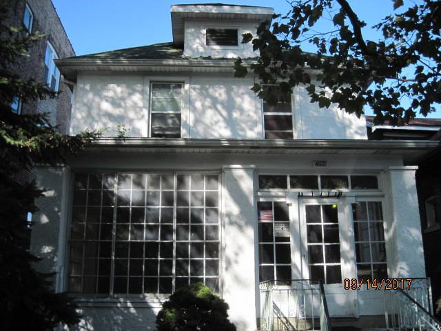4522 N Troy St., Chicago, IL 60625