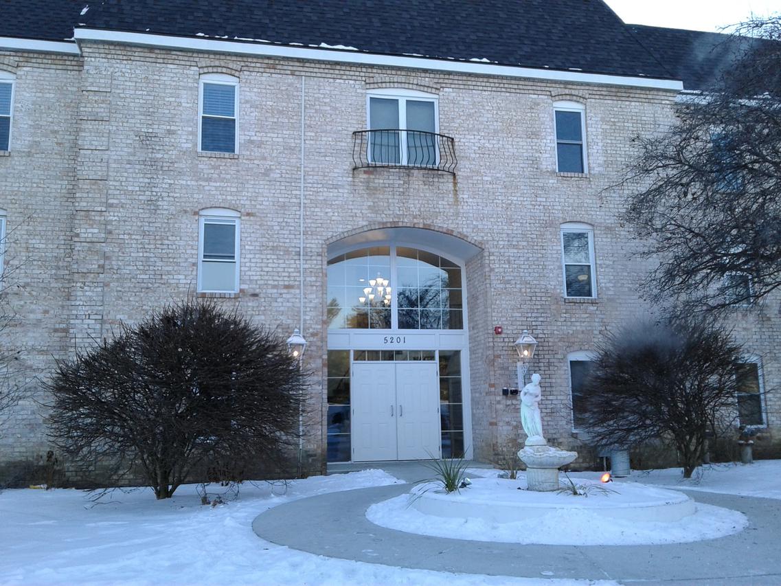 5201 Carriageway Dr. #312, Rolling Meadows, IL 60008