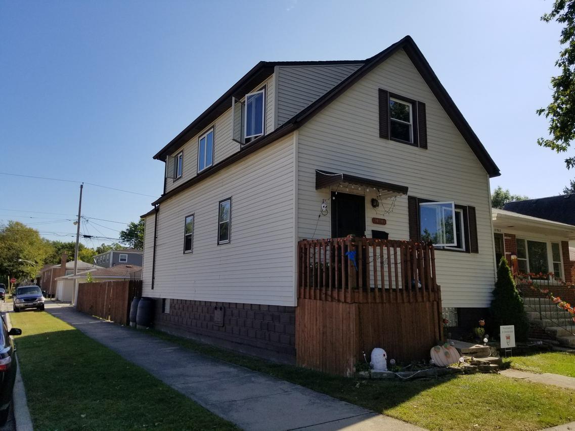 10901 S Troy St., Chicago, IL 60655