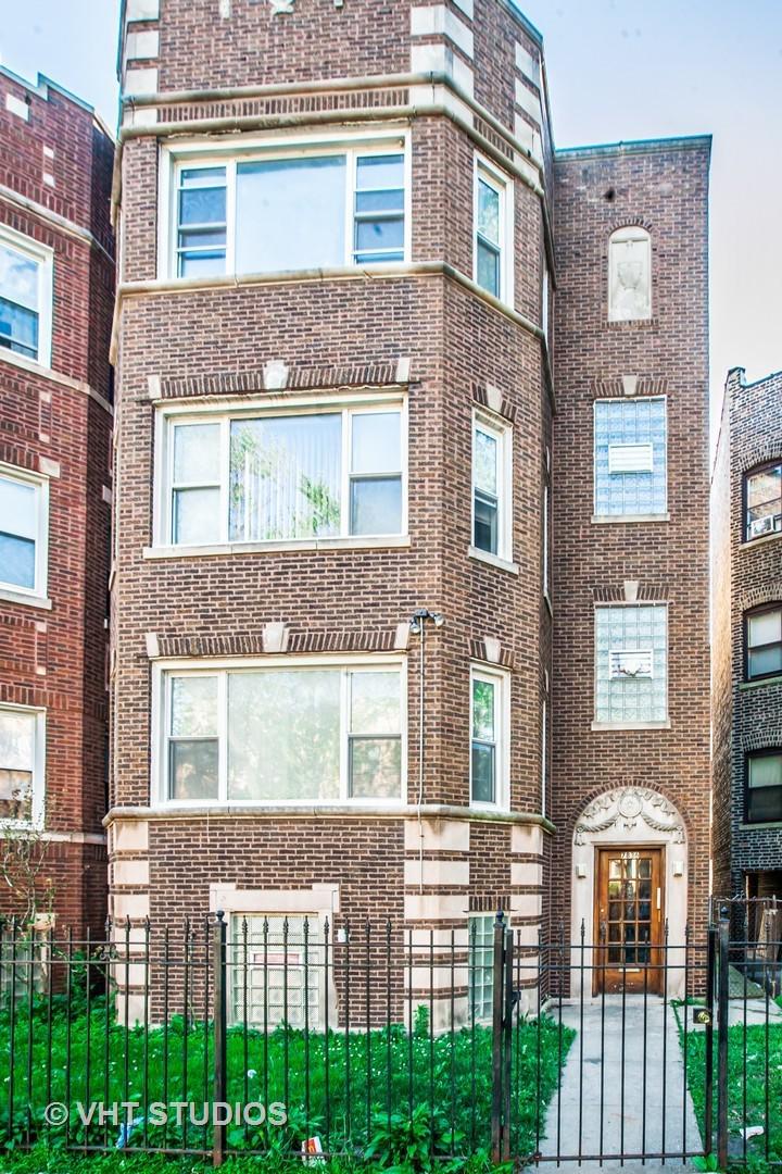 7836 S Essex Ave., Chicago, IL 60649