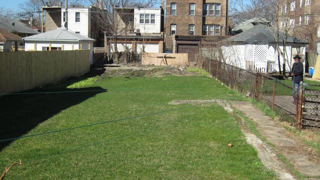 7816 S Marquette Ave., Chicago, IL 60649
