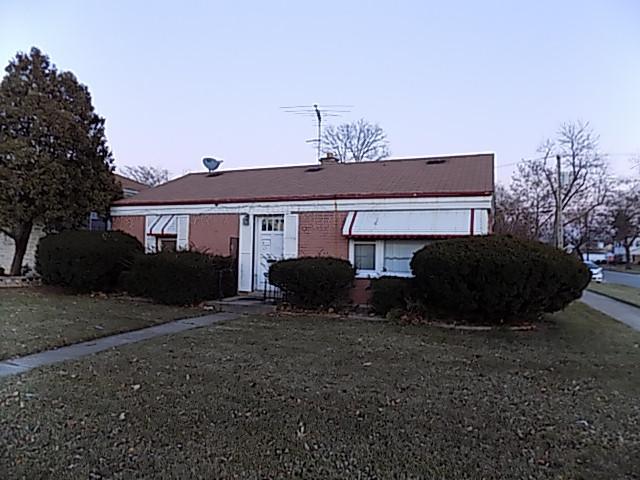 2445 S 17th Ave., Broadview, IL 60155