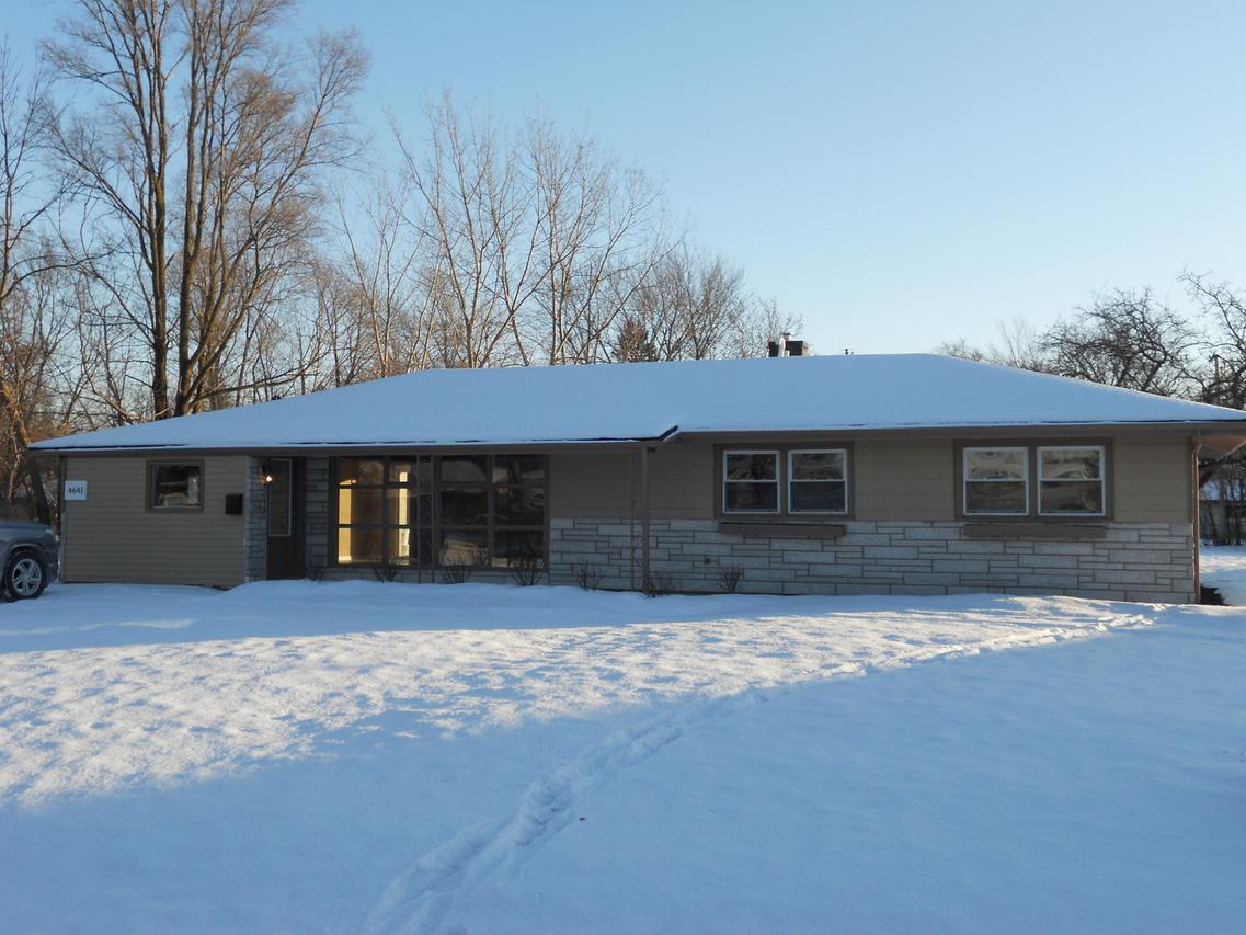 4641 188th St., Country Club Hills, IL 60478